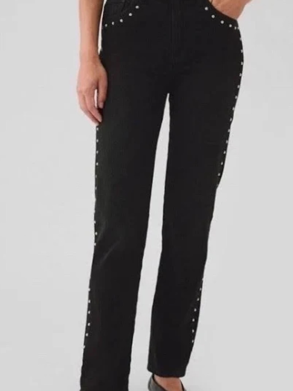 NWT - GAP Black high rise 90’s Studded Straight Leg Jeans - Women 28 Regular